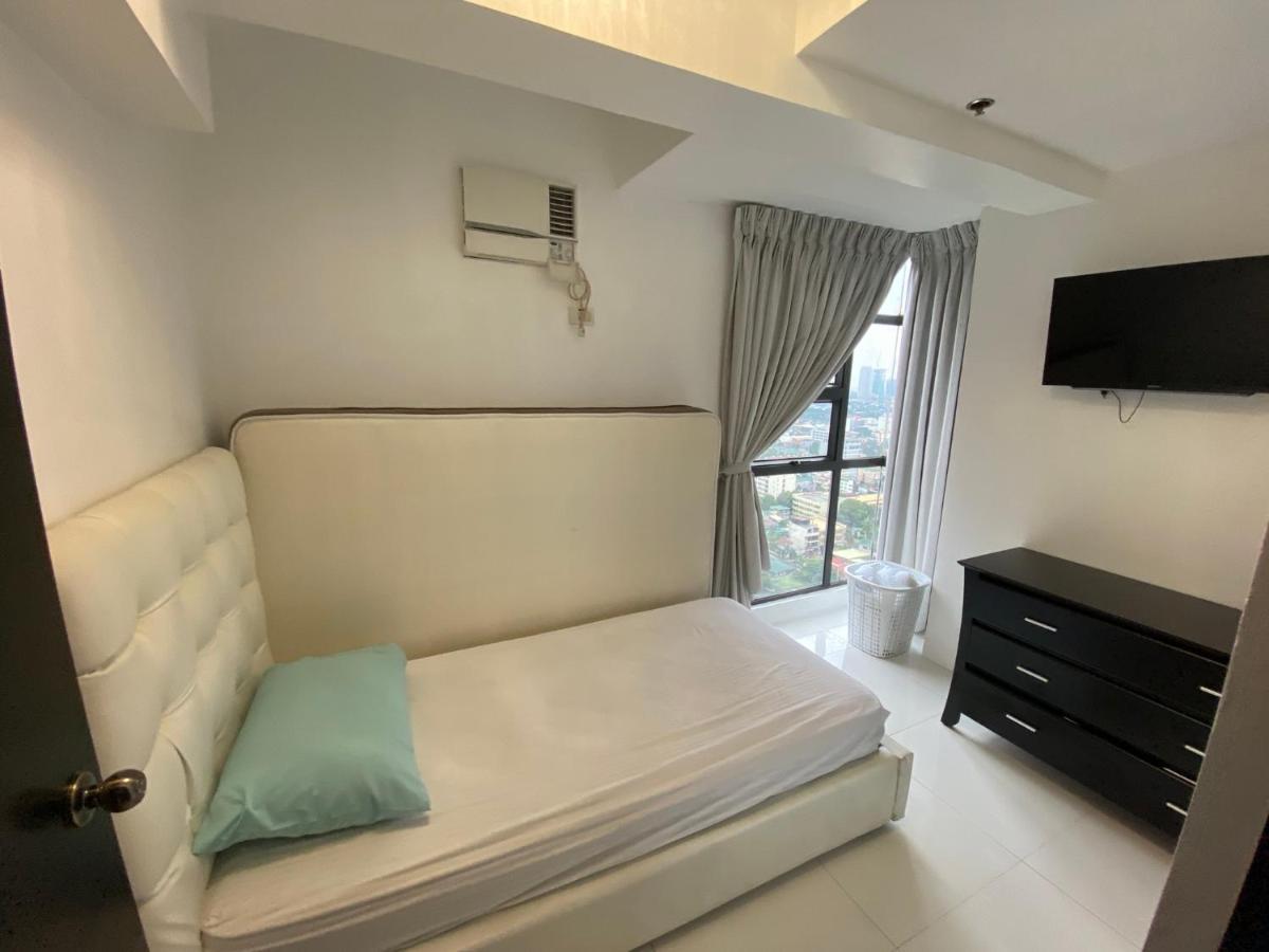 Penthouse Suite At Porto Vita Towers In Cubao Quezon City Manila Exteriör bild